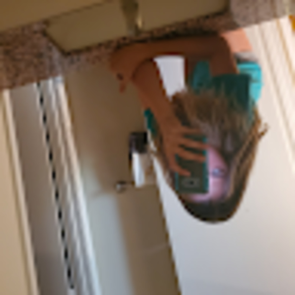 Meet your Posher, Allie